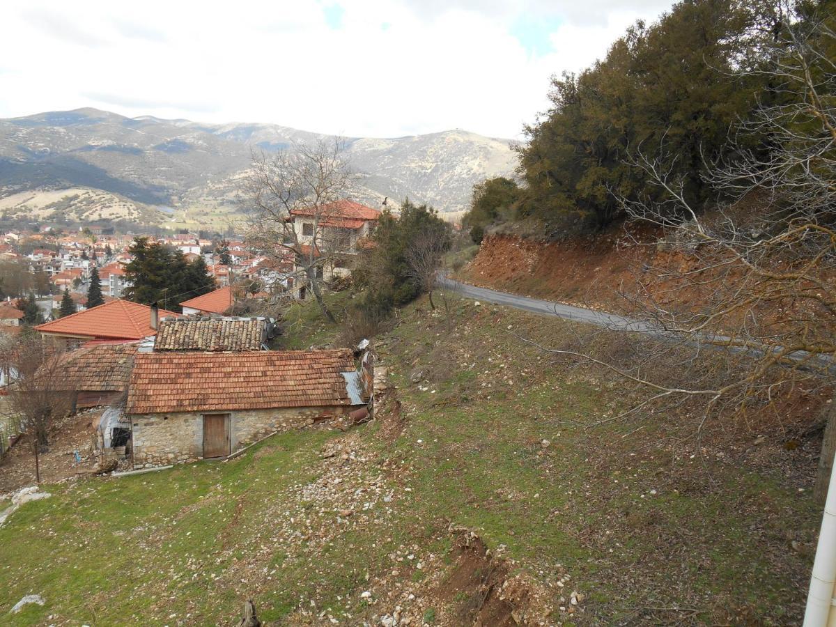 Amadriades Kalavryta Esterno foto